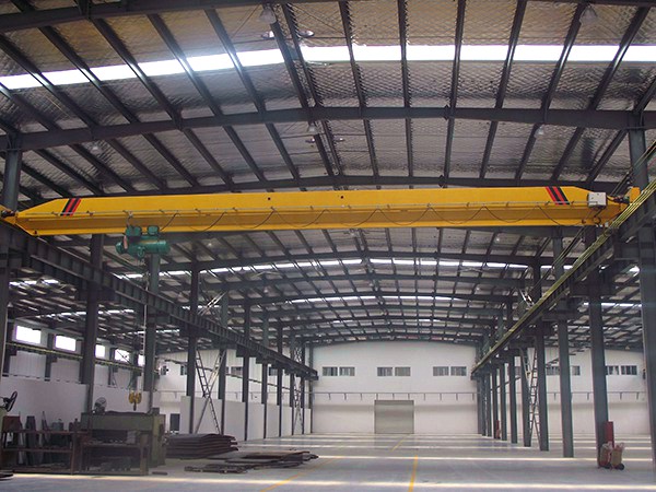 <b>广东江门单梁起重机厂家3吨行车制药厂使用</b>
