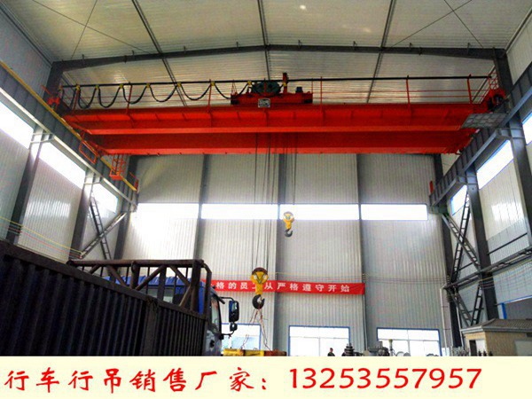 <b>浙江温州行车行吊销售厂家32吨吊钩桥式航车</b>