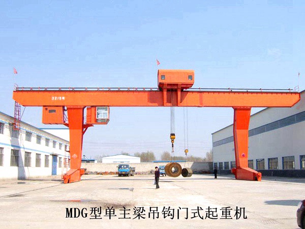 <b>四川成都门式起重机厂家MG型MDG型龙门吊销售</b>