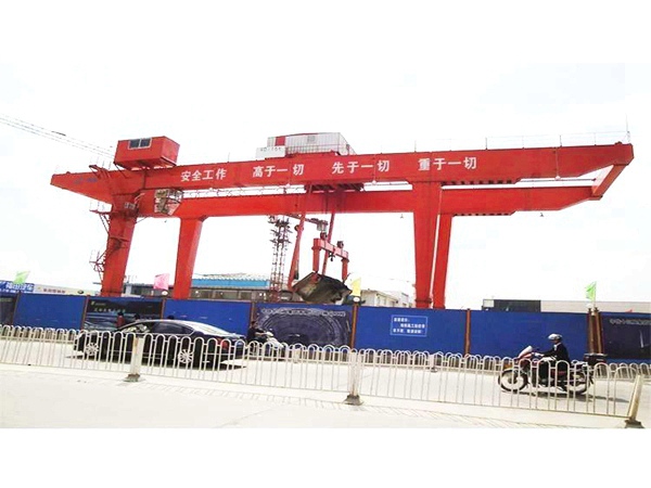 <b>辽宁本溪门式起重机厂家70吨箱型桁架型龙门吊</b>