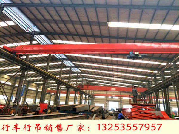 <b>辽宁朝阳行车行吊销售厂家选购桥式天车方法</b>