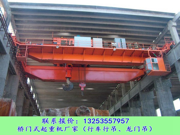 <b>江苏淮安行车行吊销售厂家双小车桥式起重机特</b>
