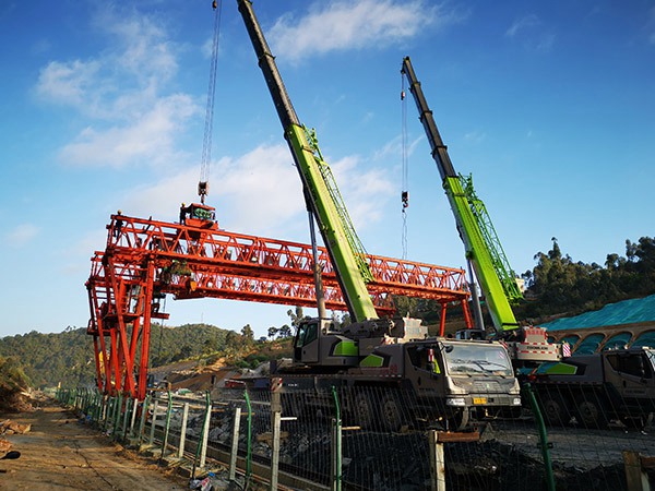 <b>四川绵阳门式起重机厂家龙门吊与桥式行车区别</b>