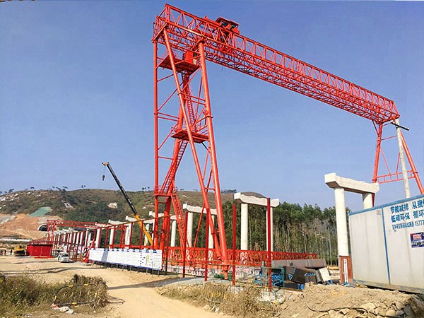<b>湖南常德门式起重机厂家75吨24米龙门吊租赁使用</b>