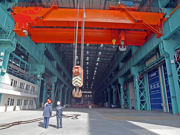 山东临沂双梁桥式起重机在智能仓